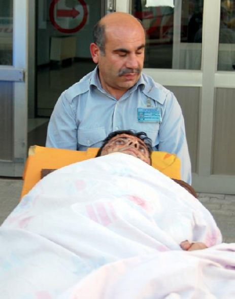 Yolcu otobüsü dehşet saçtı! - Resim: 1