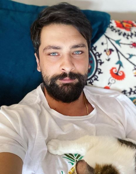 FOX'un Mucize Doktor oyuncusu Onur Tuna imajını değiştirdi! Hayranları şok oldu - Resim: 1