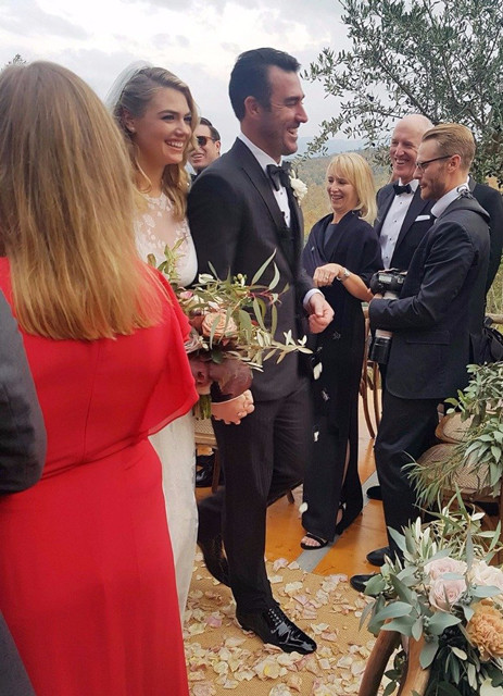 Dünyaca ünlü model Kate Upton gizlice evlendi gelinliği olay! - Resim: 4