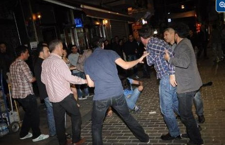 Ünlü oyuncunun olaylı gecesi! - Resim: 2