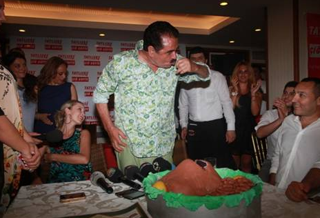 İbo bu hareketi ile herkesi duygulandırdı - Resim: 1