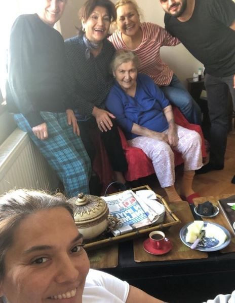 Demet Akalın'dan Cem Yılmaz Serenay Sarıkaya aşkına ilk yorum! - Resim: 4