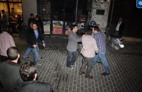 Ünlü oyuncunun olaylı gecesi! - Resim: 3