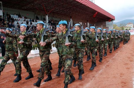 Bedelliyi kılpayı kaçıran ünlüler - Resim: 3