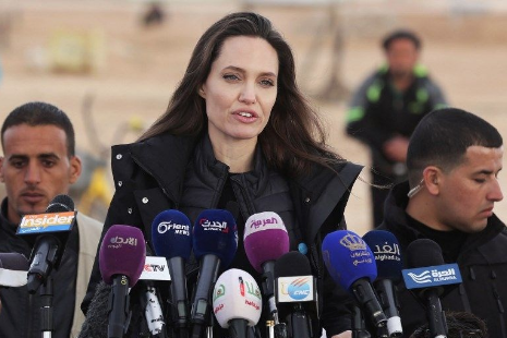 Angelina Jolie hakkında bomba iddia! Bu kadın ajandır - Resim: 4