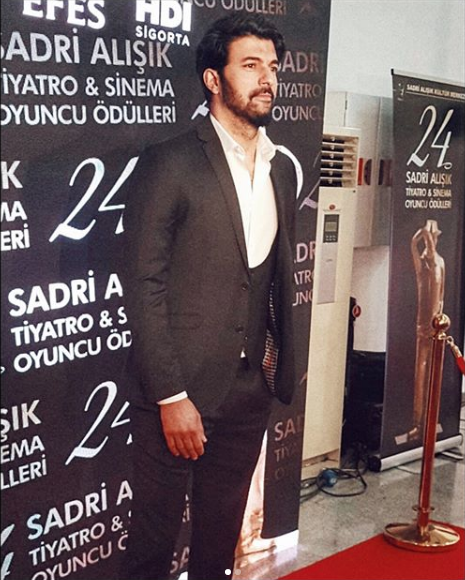 Ekranların özlenen yüzü Engin Akyürek geri dönüyor! İşte yeni dizisi ve kanalı - Resim: 2