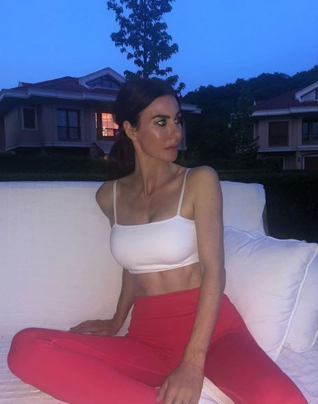 Defne Samyeli Saba Tümer'e konuştu! Aşk sözleriyle gündeme oturdu - Resim: 1