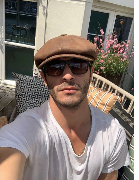 Babasının cenaze törenine katılmayan Burak Deniz bakın neler söyledi - Resim: 1