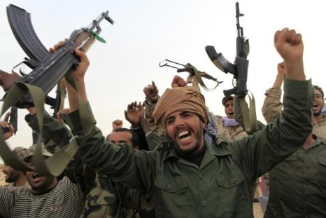 Kaddafi'nin gövde gösterisi - Resim: 2