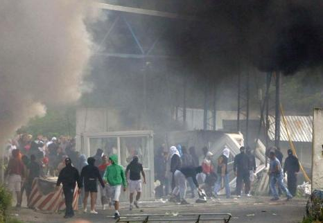 Kosova sınırı alev alev - Resim: 4