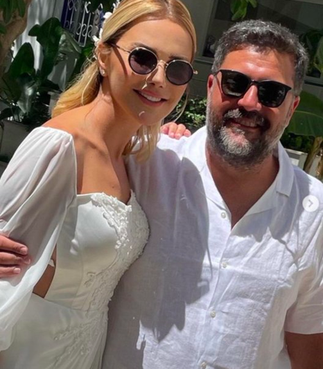 Şafak Mahmutyazıcıoğlu kimdir ne iş yapar boşandığı ilk eşi kimdir? - Resim: 0