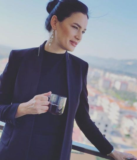 Seda Sarıbaş nereli eşi kimdir? AK Parti MKYK'ya giren Türkiye güzeli - Resim: 4