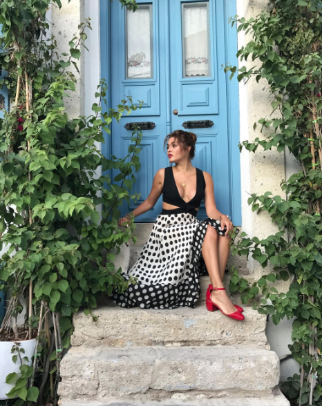 Hande Erçel'in yeni sevgilisine bakın gönlünü iş adamına kaptırdı - Resim: 4