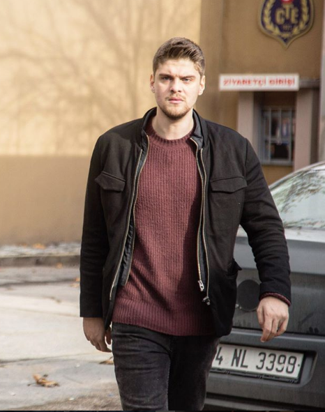 Kimdir bu İdris Nebi Taşkan sevgilisi Arka Sokaklar'da mı oynuyor? - Resim: 1