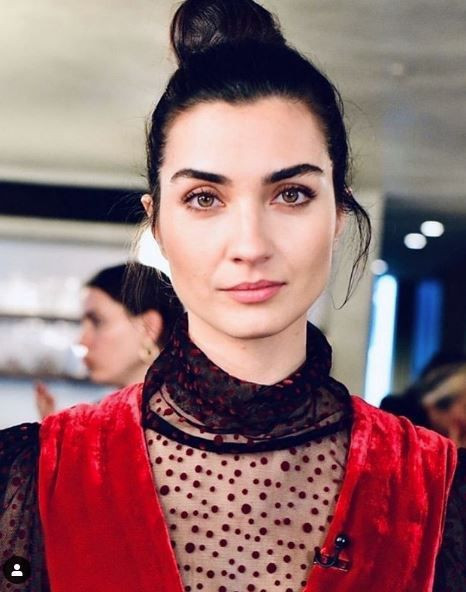 Cansu Dere Tuba Büyüküstün için söyledi fark edince hemen özür diledi - Resim: 3