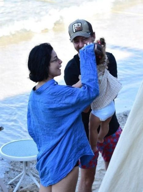 Merve Boluğur, yeni sevgilisini öyle bir şekilde paylaştı ki, görenler inanamadı! - Resim: 1