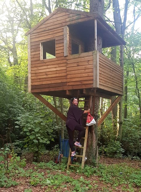 Şöhretin hazin sonu! Duşunu derede alıyor hali içler acısı - Resim: 3