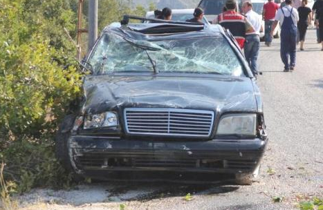 AK Parti'yi yasa boğan ölüm - Resim: 2