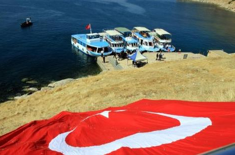 Akdamar'da çanlar ikinci kez çaldı - Resim: 4