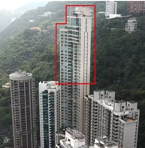 Dünyaca ünlü fenomenin son macerası feci bitti: 68. kattan yere çakıldı! Düşmeden önce... - Resim: 0