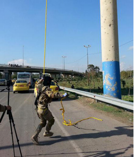 Işid militanları şehrin göbeğinde böyle eğitim yaptı! - Resim: 4