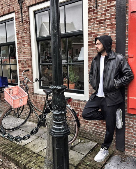 Kimdir bu İsmail Ege Şaşmaz kardeşi ondan da ünlü - Resim: 4