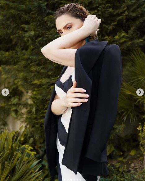 Hadise yeni imajıyla yıktı geçti instagramına yüz binlerce beğeni yağdı - Resim: 4