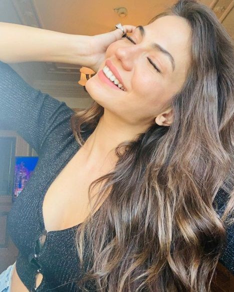 Doğduğun Ev Kaderindir yıldızı Demet Özdemir'in lüks villasının fiyatı şoke etti - Resim: 4