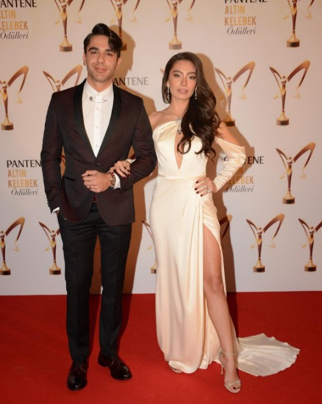 Neslihan Atagül'den 3 milyon sevinci İnstagram'da kutladı - Resim: 3