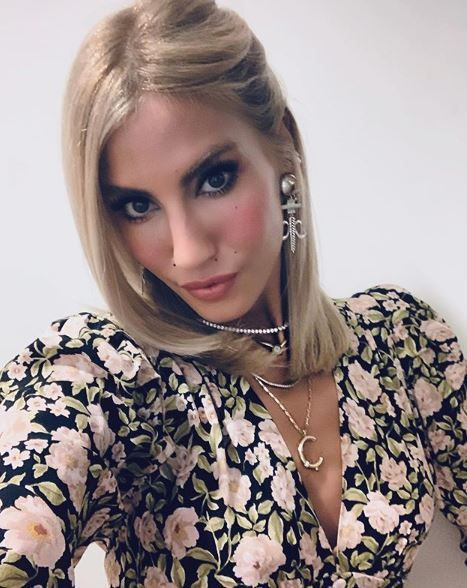 Savaş Özbey'in Korona virüse teşekkür eden Çağla Şıkel'e tepkisi sert oldu! - Resim: 3