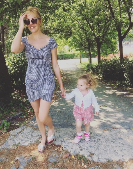 Meryem Uzerli'nin yeni aşkına bakın takip etmeye başladı! - Resim: 1