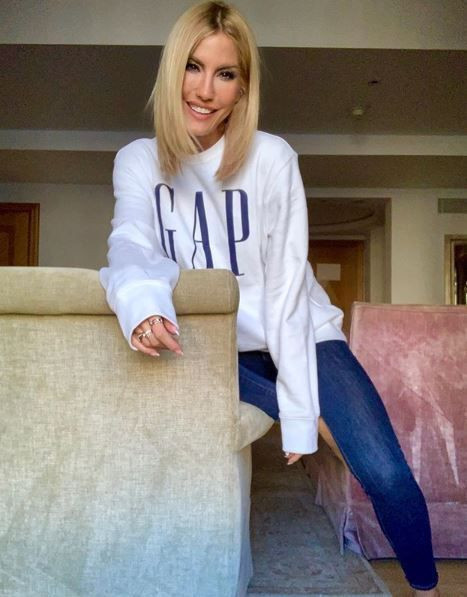 Savaş Özbey'in Korona virüse teşekkür eden Çağla Şıkel'e tepkisi sert oldu! - Resim: 2