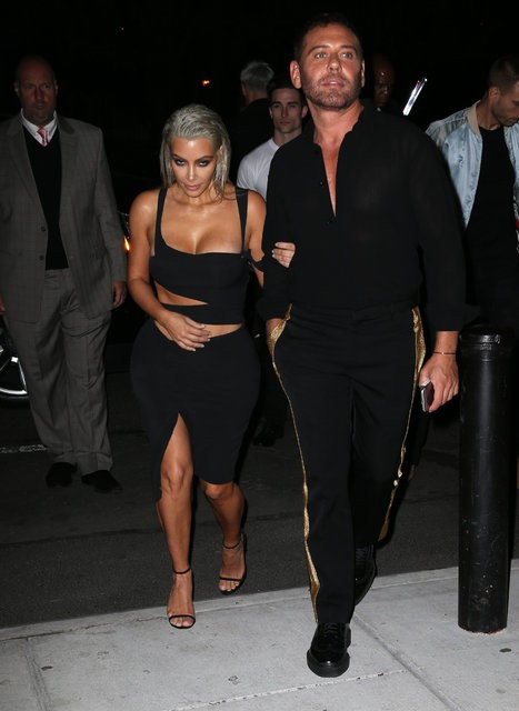 Ünlü modeller, Türk yıldızın partisine koştu - Resim: 1