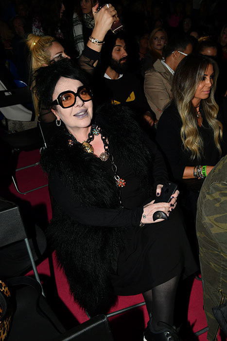 Sibel Can oğluna poz verdi! işte o görüntüler - Resim: 4