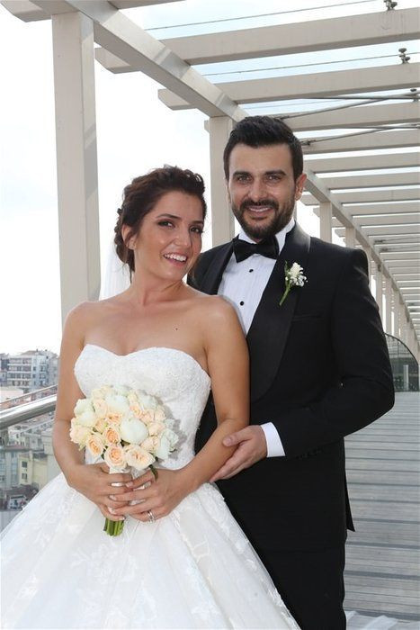 Gökhan Tepe sahnede duygusal anlar yaşadı - Resim: 1