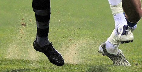 İnönü'de plaj futbolu - Resim: 1