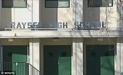 Bu lisede 90 kız hamile ya da anne!  - Resim: 3