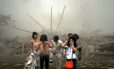 Yıkılmadan 10 saniye öncesi! - Resim: 1