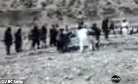 Taliban'dan kadına infaz - Resim: 3