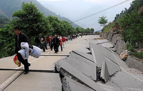 Depremin korkunç yüzü - Resim: 2