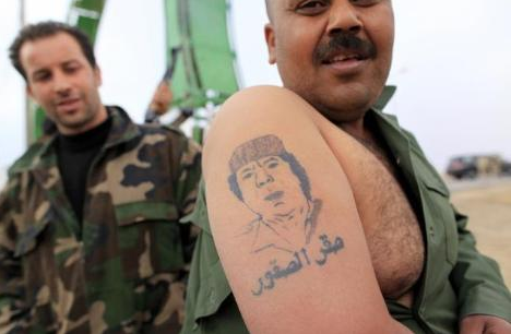 Kaddafi'nin gövde gösterisi - Resim: 3