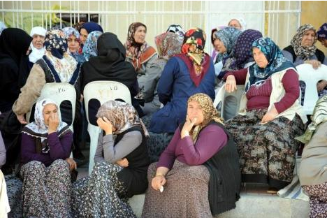 Erhan Ar'ın ailesi böyle üzülmüştü! - Resim: 4