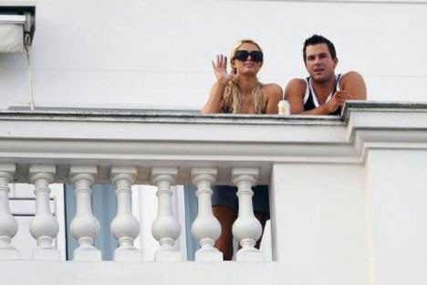 Paris Hilton yaptı yine yapacağını - Resim: 15