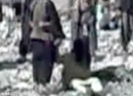 Taliban'dan kadına infaz - Resim: 2