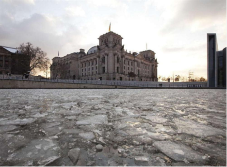 En borçlu 10 ülke - Resim: 3