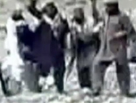 Taliban'dan kadına infaz - Resim: 1