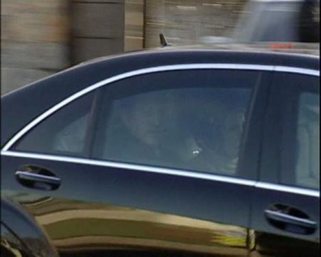 2. ameliyat sonrası ilk kez dışarı çıktı - Resim: 2