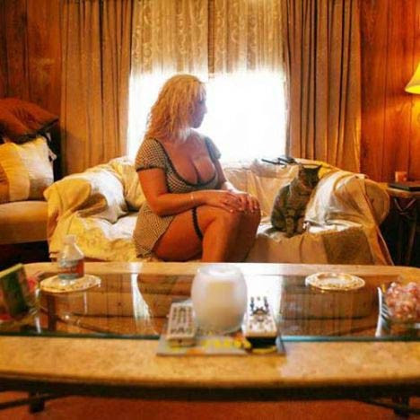 Hayat kadınları öğrencilere ders verirken - Resim: 2