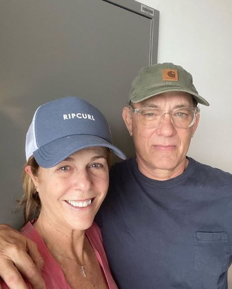 Tom Hanks Instagram hesabından esprili paylaşım yaptı! Bakın virüsü nasıl kaptı - Resim: 1