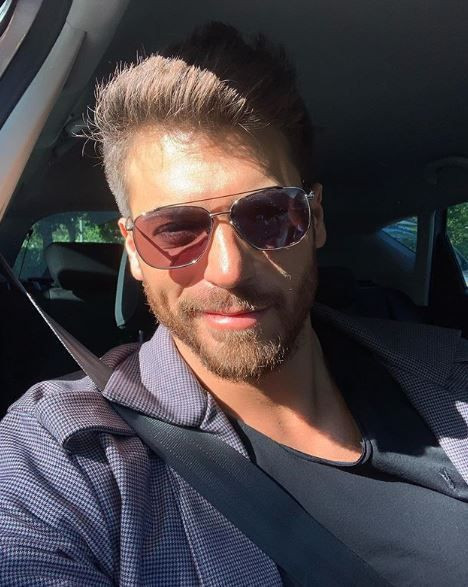 Demet Özdemir Can Yaman aşkı bomba gibi düştü! Evinden çıkarken görüldü - Resim: 4